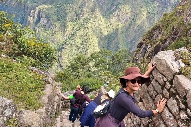 Exclusive Huayna Picchu Tour in 1 Day from Cusco - The train ride to Aguas Calientes: comfort and scenery when it counts