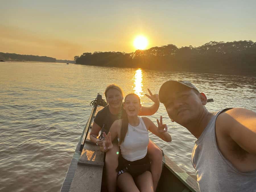 Excursion 3 days/2 nights in the jungle - Night walk vibes: bonfire time, nocturnal monkeys, and starry sky chances
