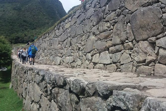 Excursion: Full Day Tour of Machu Picchu from Cusco - Price and value: why $324 can be either a lifesaver or a trap