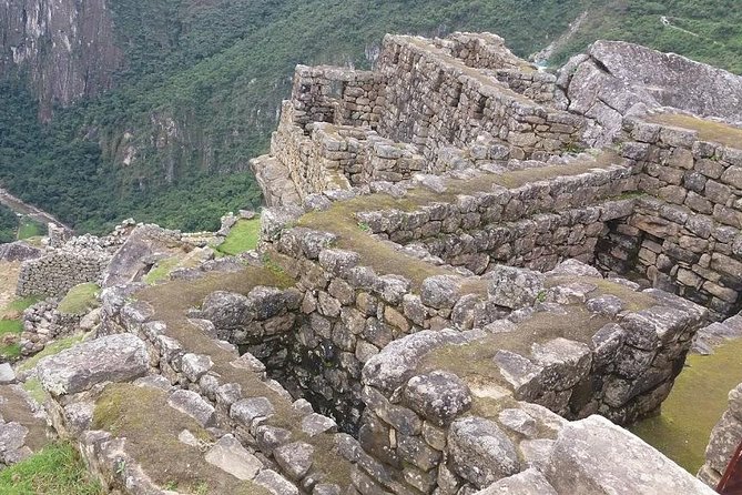 Excursion: Full Day Tour of Machu Picchu from Cusco - Bus to Machu Picchu and your 2.30-hour guided ruins tour