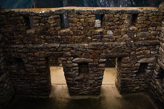 Excursion to MachuPicchu with Train Vistadome Full Day - Entering Machu Picchu: a guided 2 hours 30 minutes with Gregory