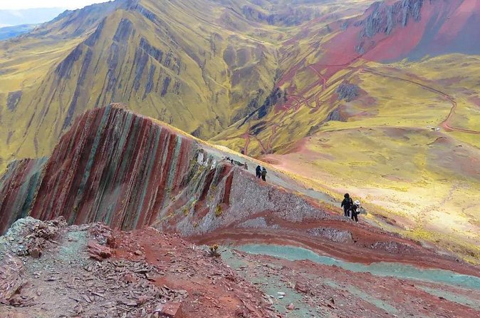Excursion to Pallay Punchu from Cusco with Coca Ceremony Private. - What to Bring for a Smooth High-Mountain Morning