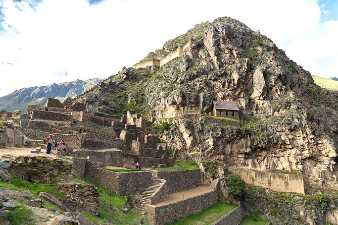 Excursion to the Sacred Valley of the Incas - Pisac: panoramic ruins and the craft market to end the day