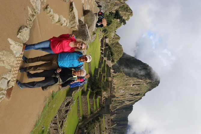 Family-Friendly Machu Picchu Tour from Cusco 08:30 am departure - The Included Chicheria Stop: Sapo and Guinea Pigs