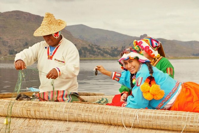 Floating Island of the Uros - Getting there and back: pickup, meeting point, and timing reality