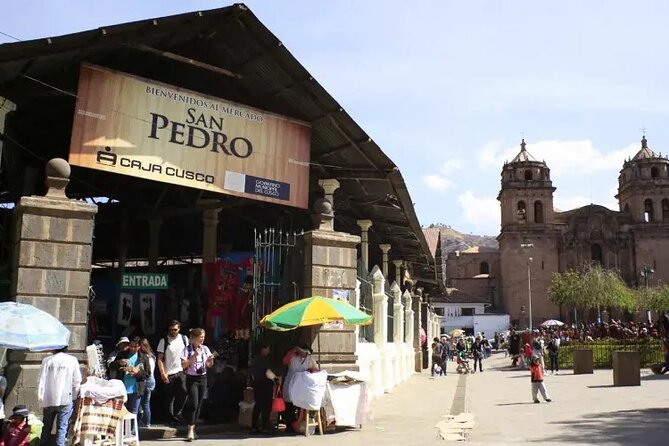 Free Walking tour in Cusco - The Guide Factor, and Why Small Groups Help