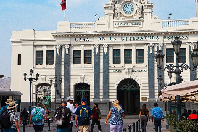 From Callao Port: Lima City Tour, Dinner and Magic Water Tour - Lima Cathedral and Plaza Mayor: the center where religion and empire meet