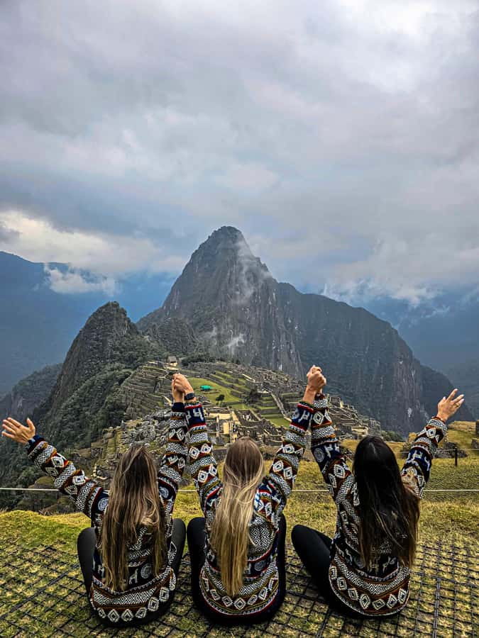 From Cusco: 1-day Machu Picchu Tour by Train - The Machu Picchu walk: pacing, photo stops, and what you’ll notice