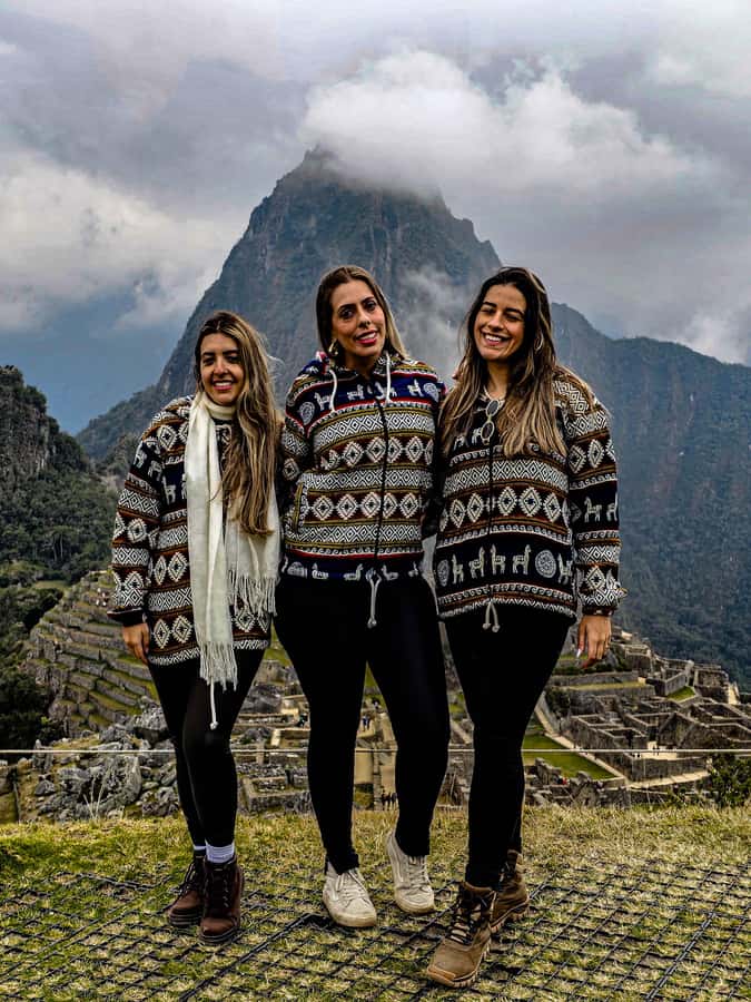 From Cusco: 1-day Machu Picchu Tour by Train - Lunch and downtime in Aguas Calientes, plus the optional hot springs