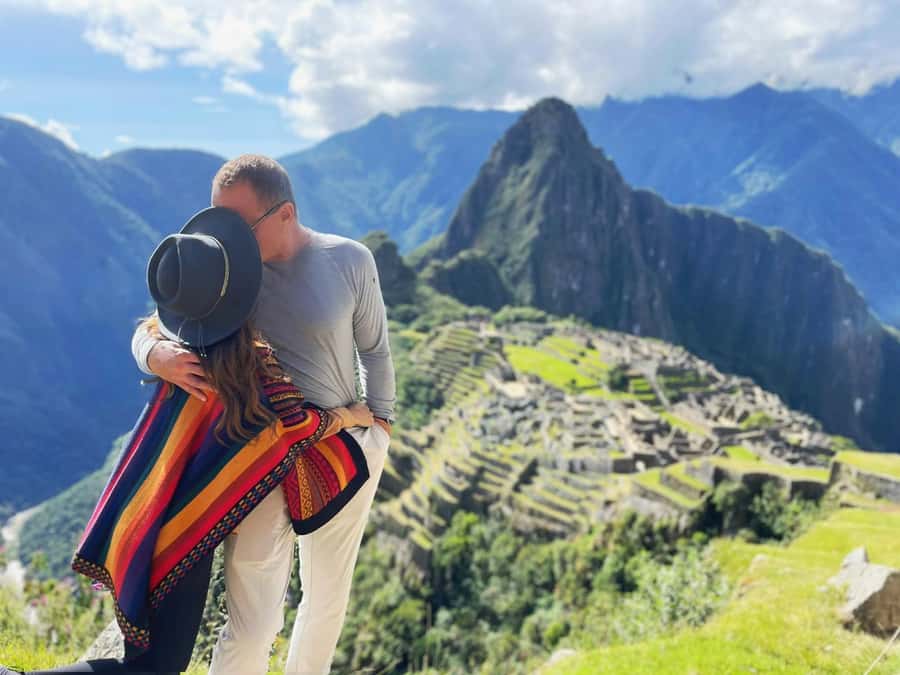 From Cusco: 1-day Machu Picchu Tour by Train - Cusco pickup and the ride to the train station