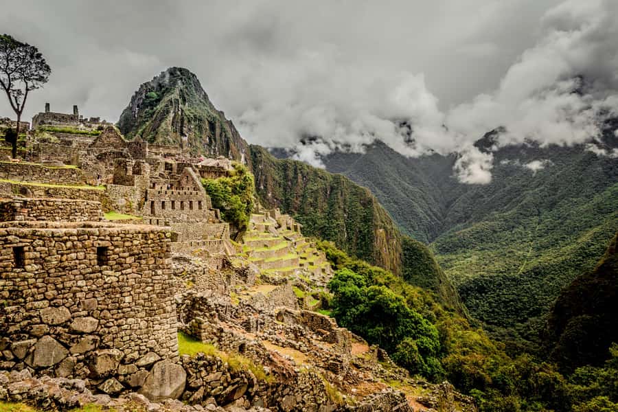 From Cusco: 2-Day Inca Trail to Machu Picchu - The Hydroelectric to Aguas Calientes walk: mostly flat, still not effortless