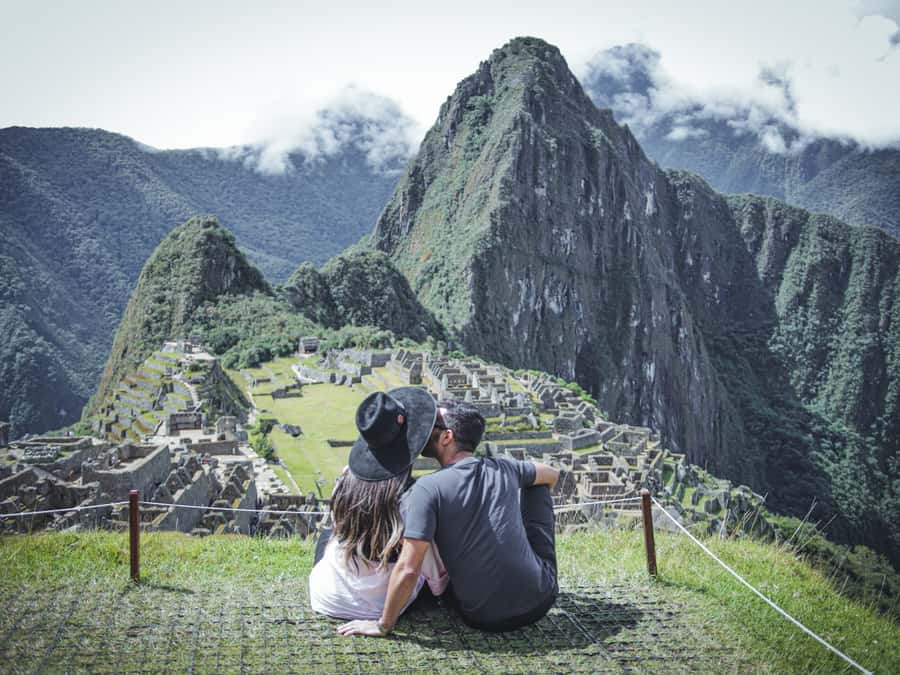 From Cusco: 2-Day Sacred Valley and Machupicchu by Train - Should you book this Cusco to Machu Picchu train tour?
