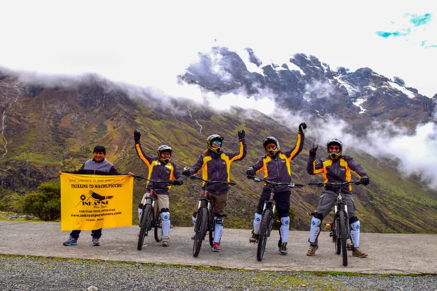 From Cusco: 4-Day Inca Jungle Adventure to Machu Picchu - From Cusco high pass to jungle trails, then Machu Picchu at sunrise