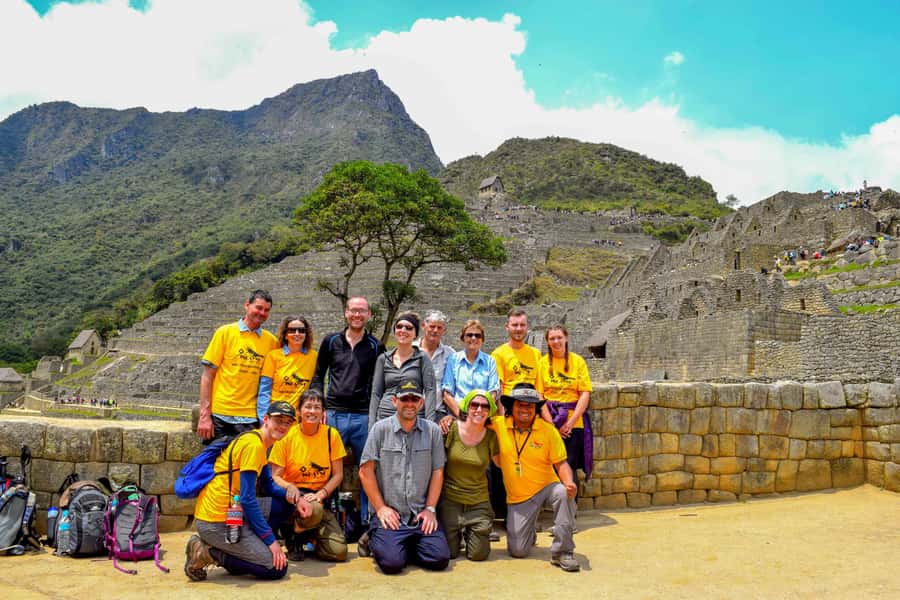 From Cusco: 4-Day Inca Jungle Adventure to Machu Picchu - Day 3: Optional zipline, train-track trek toward Aguas Calientes, and a well-timed hotel base
