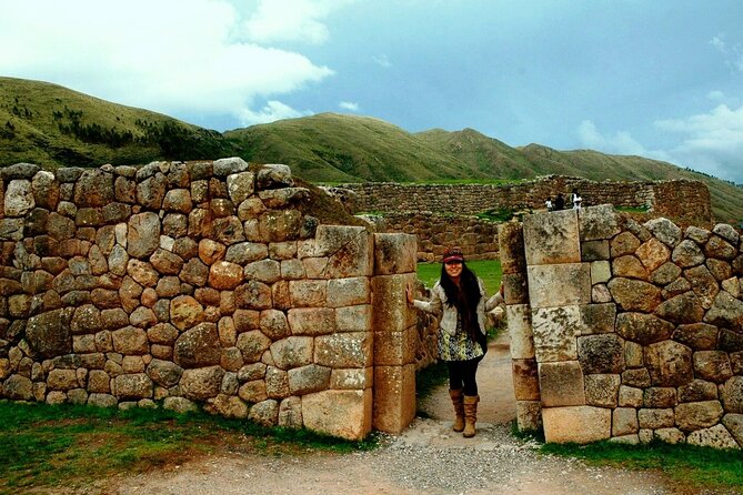 From Cusco City Tour Four Ruins Half Day Tour - Sacsayhuamán Fortress: Why the Stones Matter More Than the View