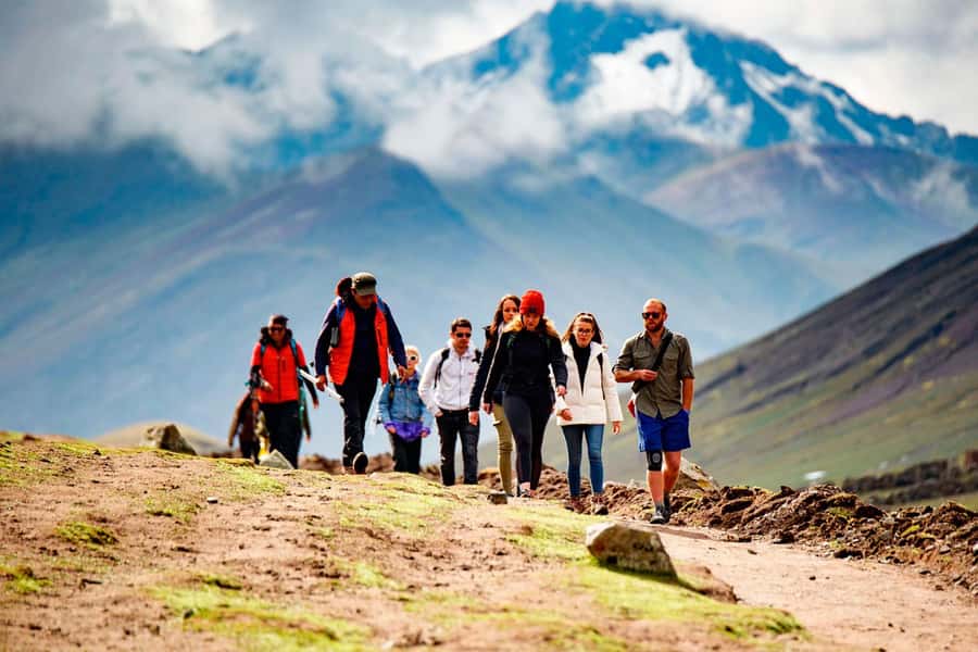From Cusco: Guided Trip to Rainbow Mountain (6:30am option) - The 6:30am Start, Then Cusipata Breakfast to Set Your Pace