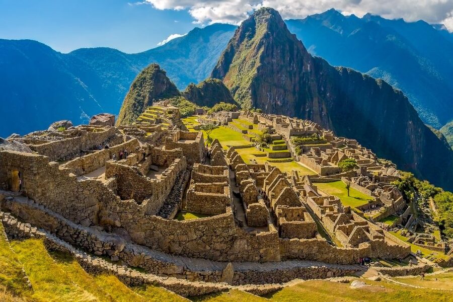 From Cusco: Machu Picchu Full-Day Guided Tour - The guided Machu Picchu walk: Temple of the Sun, terraces, and the photo viewpoint