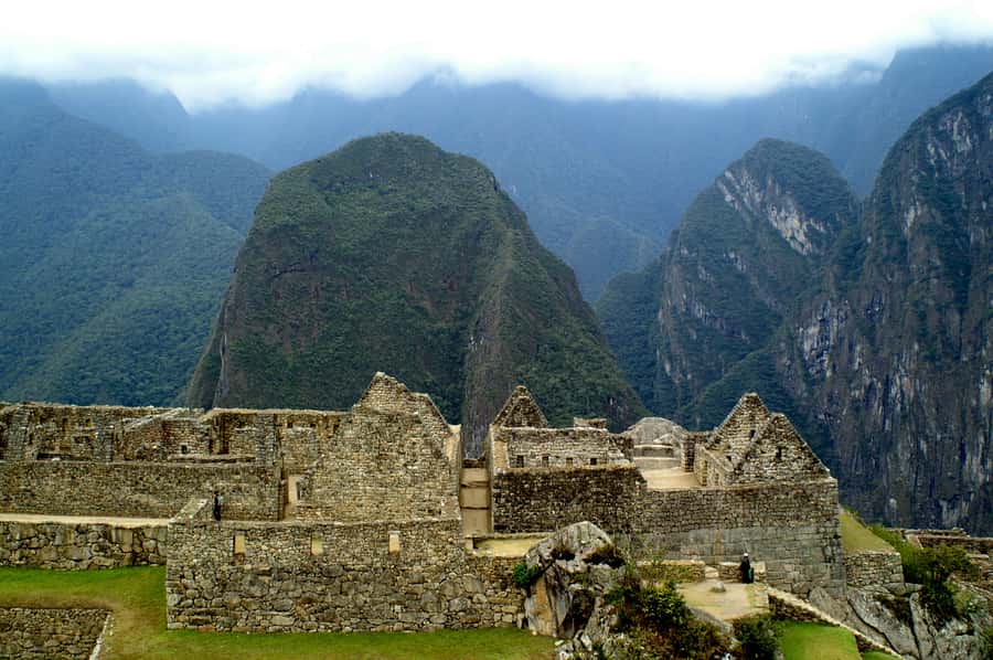 From Cusco: Machu Picchu Private Day Trip on Panoramic Train - Panoramic train views across the Sacred Valley
