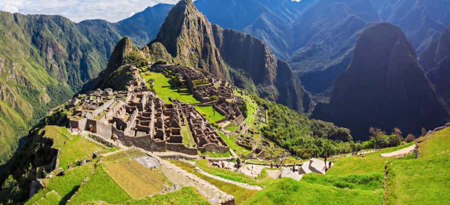 From Cusco: Machu Picchu Private Day Trip on Panoramic Train - Entering the citadel with a private guide (Temple of the Sun, Temple of the Moon)