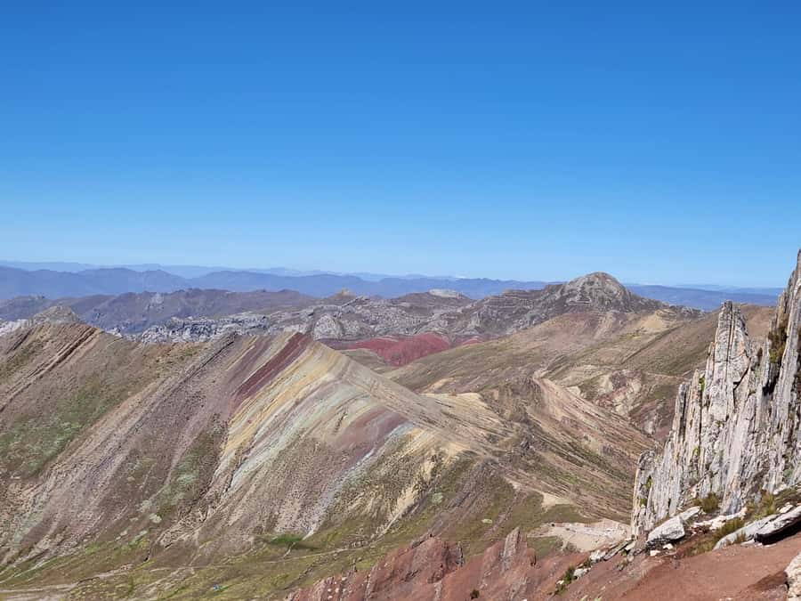 From Cusco: Palcoyo Rainbow Mountain Guided Tour - The drive south-east, Willka River views, and animal encounters