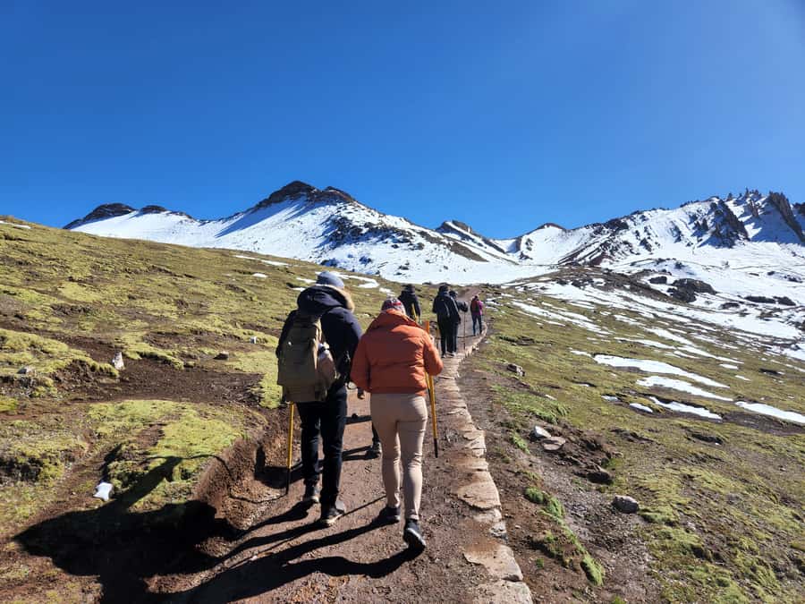From Cusco: Palcoyo Rainbow Mountain Guided Tour - Buffet lunch, rest time, and the return to Cusco