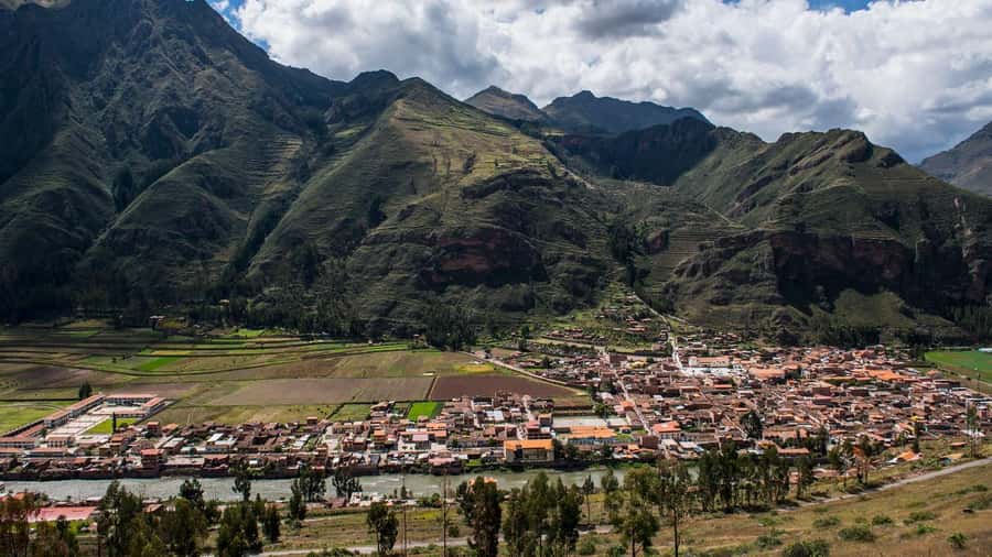 From Cusco: Sacred Valley ending in Ollantaytambo and Lunch - Cusco Pickup to the Urubamba River: The Ride That Sets the Tone