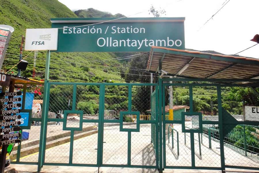 From Cusco: Sacred Valley ending in Ollantaytambo and Lunch - Ollantaytambo: The Inca Town That Still Feels Strategic