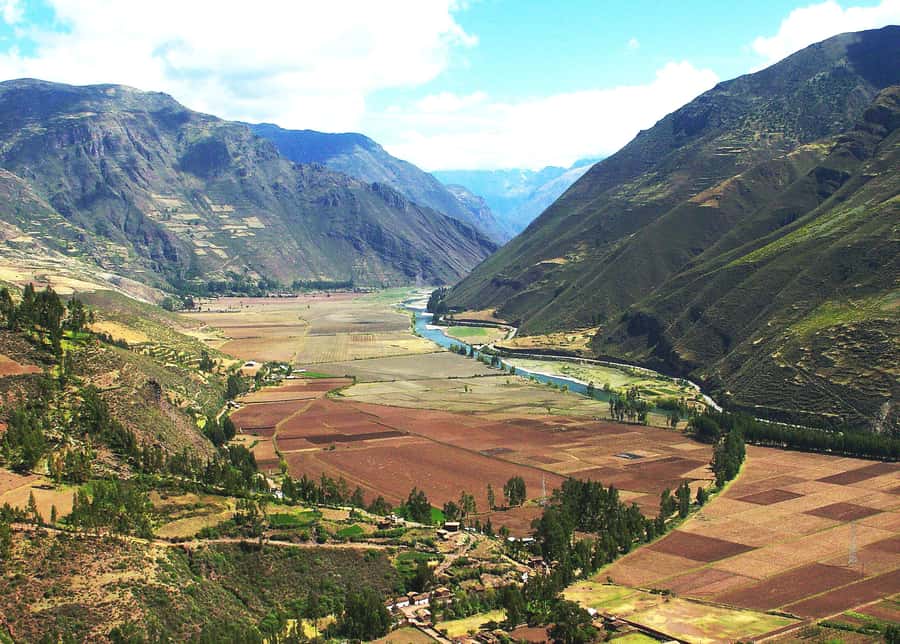 From Cusco: Sacred Valley Tour with Buffet Lunch - Exploring Pisac Town and the Archaeological Site Without Feeling Lost