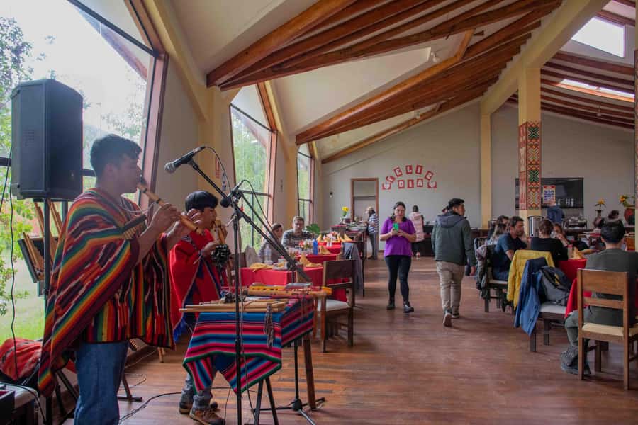 From Cusco: Sacred Valley with Drop-ff in Ollantaytambo - What to Bring and How to Make the Day Feel Easier