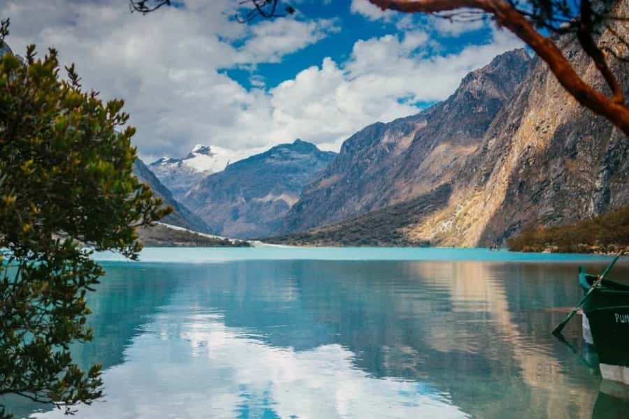 From Huaraz: Tour to Llanganuco Lakes (Chinancocha Lake) - Lunch and the long road back to Huaraz