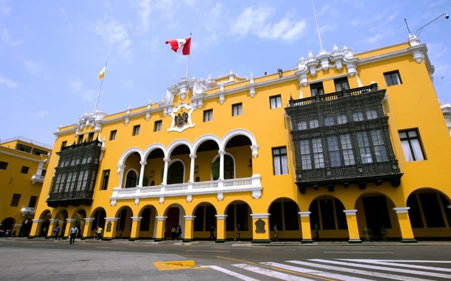 From Lima: City Tour with Catacombs & Pachacamac Inka Ruins - Plaza San Martín and Plaza de Armas: Lima’s Main-Stage Landmarks