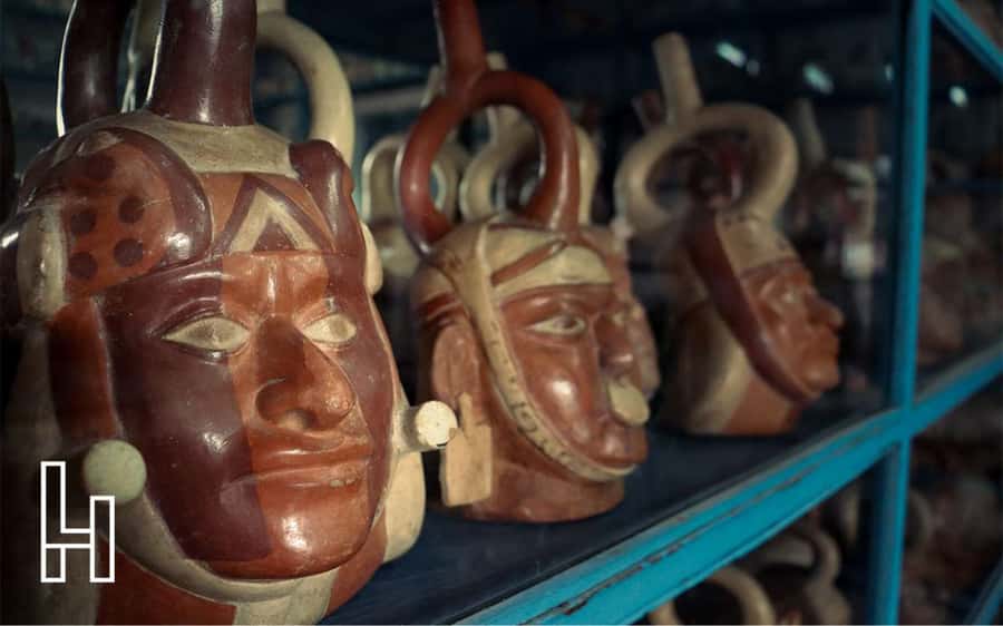 From Lima: Pachacamac Inka Pyramids & The Larco Museum Tour - The Larco Museum in an 18th-Century Mansion