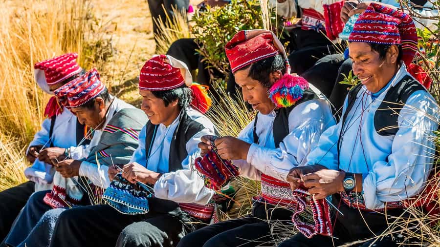 From Puno: Excursion to Uros and Taquile Islands + Income - Timing and logistics: the eight-hour rhythm from pickup to return