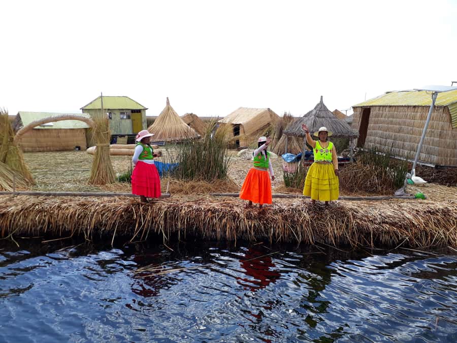 From Puno: full day tour to Uros and Taquile with Lunch - Getting to the port: how the day starts in central Puno