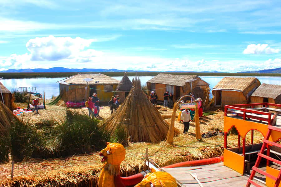 From Puno: Uros floating islands half Day tour - How the islands float: Totora construction explained in plain terms