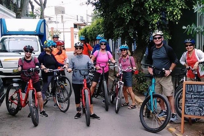 From Pyramids & Bohemian Streets: Lima Miraflores & Barranco Tour - Bridge of Sighs: a quick wish-stop with a memorable story vibe