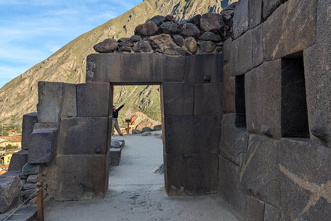 From Urubamba & Ollantaytambo: Sacred Valley Day tour with Lunch - Moray’s Circular Terraces: An Inca Agricultural Testing Ground