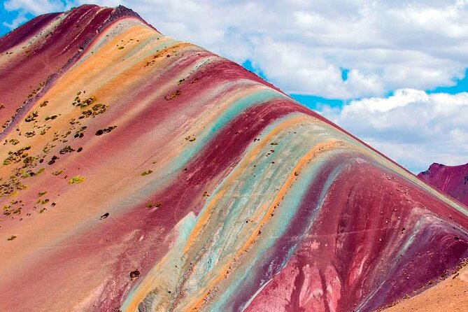 Full Day Guided Rainbow Mountain Tour in Peru - Rainbow Mountain and Cusco, in one long day