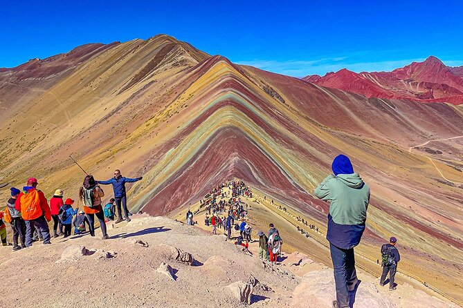 Full Day Hiking Tour in Rainbow Mountain Vinicunca Cusco - Climbing from Phullawasipata to Seven Color Mountain: short distance, big effort
