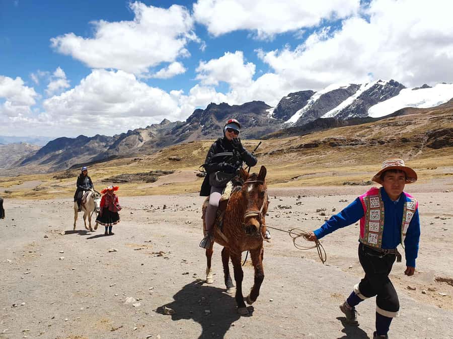 FULL DAY| MOUNTAIN OF COLORS ON HORSEBACK - Pickup From Cusco and the Cusipata Breakfast Setup