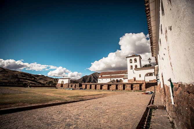 Full-Day Private tour: Chinchero, Maras, Moray, Ollantaytambo, Pisac Market - Maras Salt Pans: Seeing Colonial-Era Salt Production in a Surreal Setting