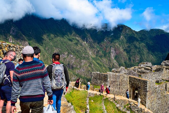 Full-Day Private Tour in Machupicchu with Expedition Train - Key highlights you can plan around