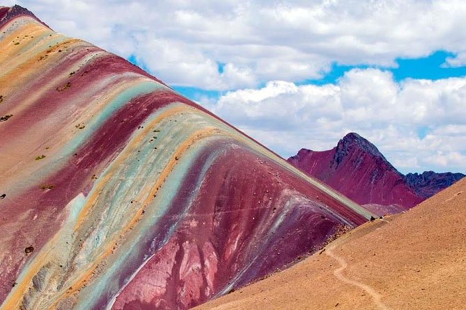 Full Day Rainbow Mountain & Red Valley View Point Tour from Cusco - Vinicunca Rainbow Mountain: the main hike, views, and how to pace yourself
