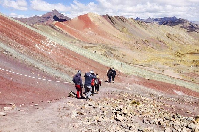 Full-Day Tour and Hike to Rainbow Mountain from Cusco, Peru - Guide energy can change the whole day (and Roxi is a standout name)