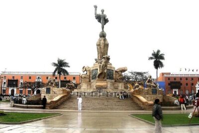 Full Day Tour Huacas, Chan Chan & Huanchaco – Trujillo