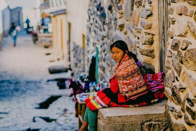 Full-Day Tour in the Sacred Valley with Lunch - Chinchero: Learn the Traditions, Then Look Twice at the Details