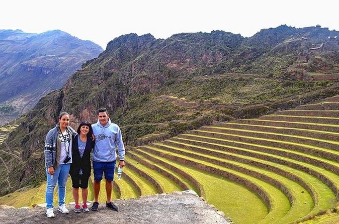 Full day tour of Sacsayhuaman,Q’enQo, Puka Pukara, and Sacred Valley Tour - Stop 4: Tambomachay’s terraces, niches, and continuously fed water