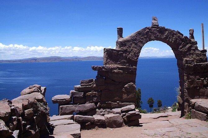 Full-Day Tour of Uros, Taquile and Sillustani from Puno - Sillustani Chullpas by Lake Umayo: The Climb for Views