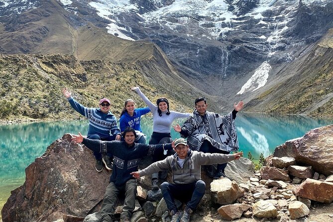 Full Day Tour to Humantay Lagoon - Humantay Lagoon Time: Photos, Apus Offering, and Mountain Views