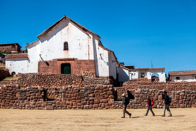 Full-Day Tour to Sacred Valley: Ollantaytambo, Chinchero, Yucay Museum and Lunch - Lunch in the Sacred Valley: Included, and Usually a Relief